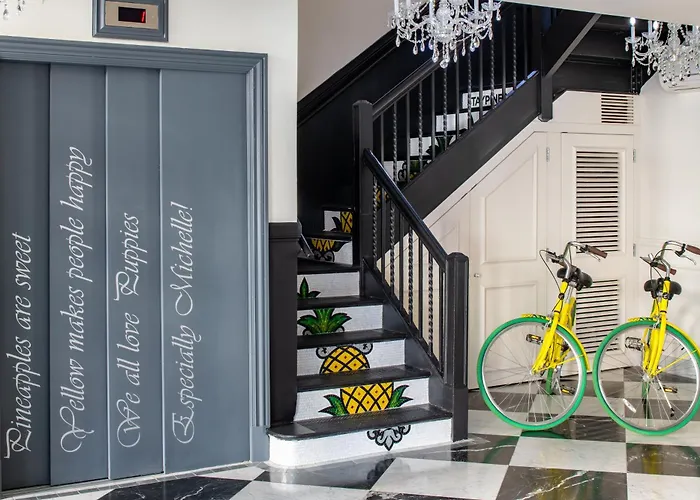 Staypineapple, A Delightful Hotel, South End